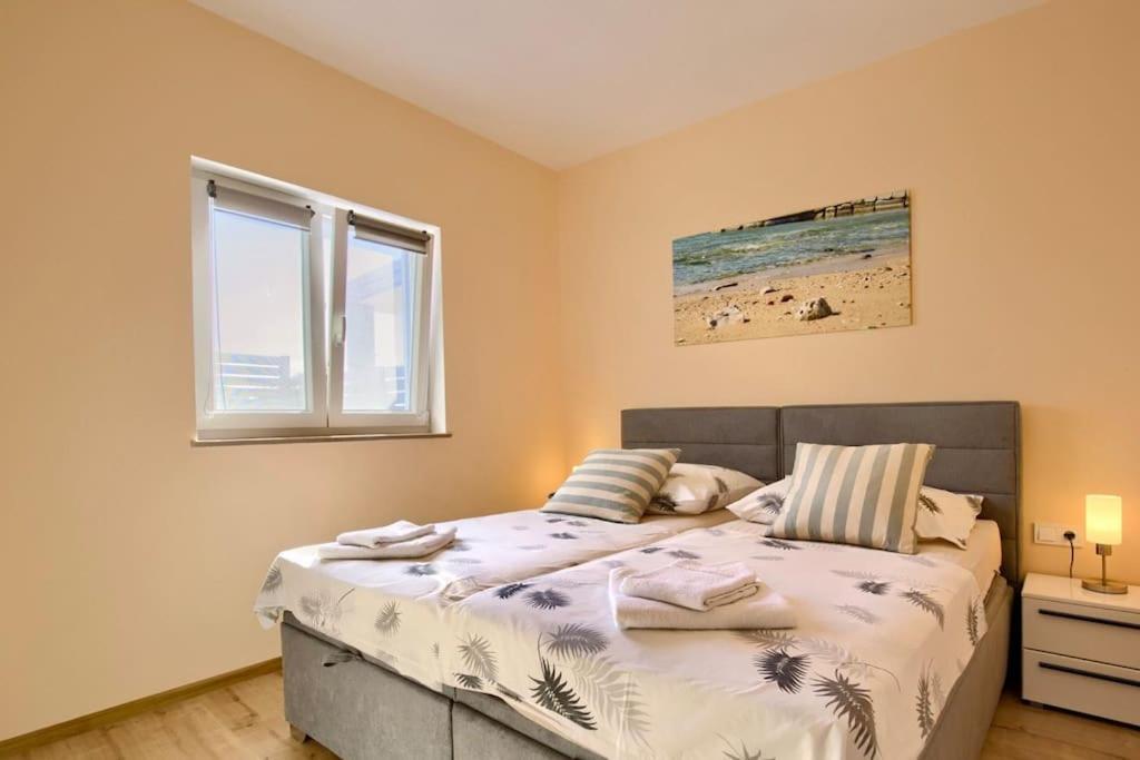 Apartment Sunrise Fuer 6 Personen In Pula-Stinjan Экстерьер фото
